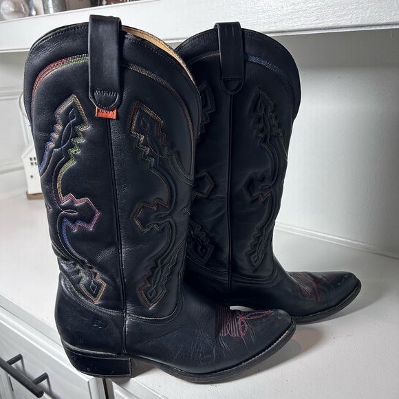 **SOLD**Vintage Levi’s Cowboy Boots Women’s 8.5 Black Red Stitch Western - Picture 2 of 8